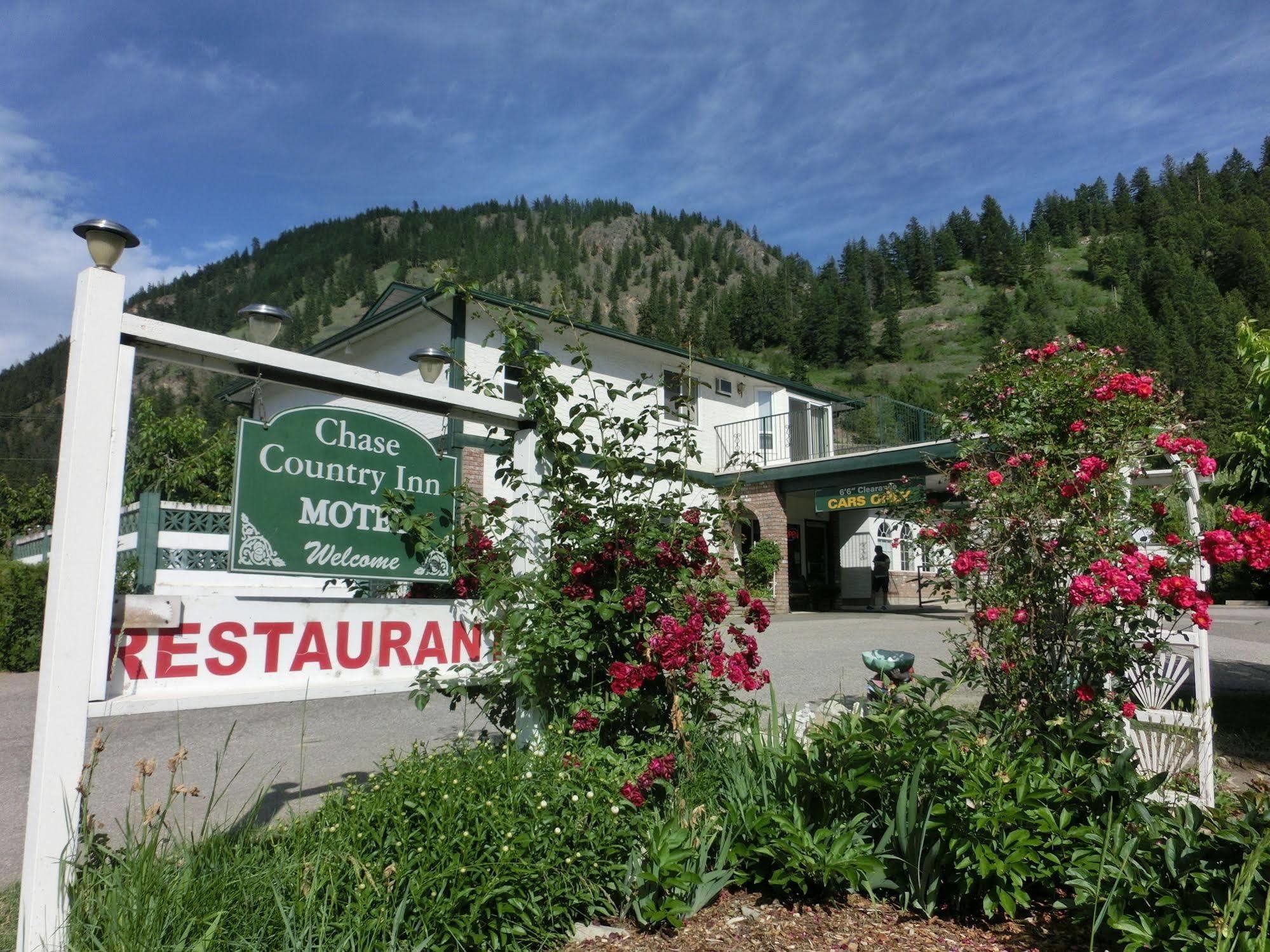 Chase Country Inn Bagian luar foto